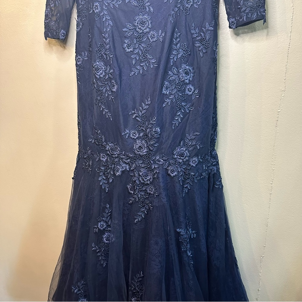 La Femme Navy Blue Sz12 Mermaid Gown - Picture 7 of 13